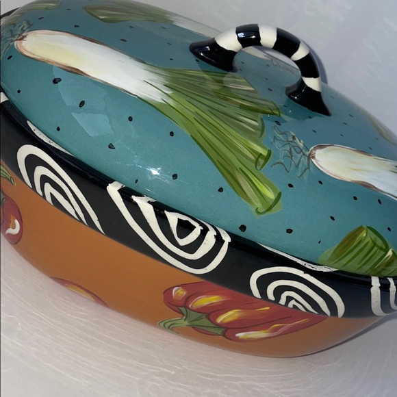 Droll Designs Colorful Ceramic Casserole Dish with Lid - Picture 3 of 6